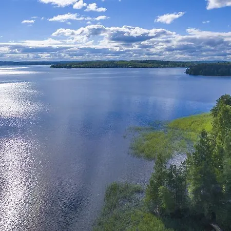 Tuuliniemi Villa *